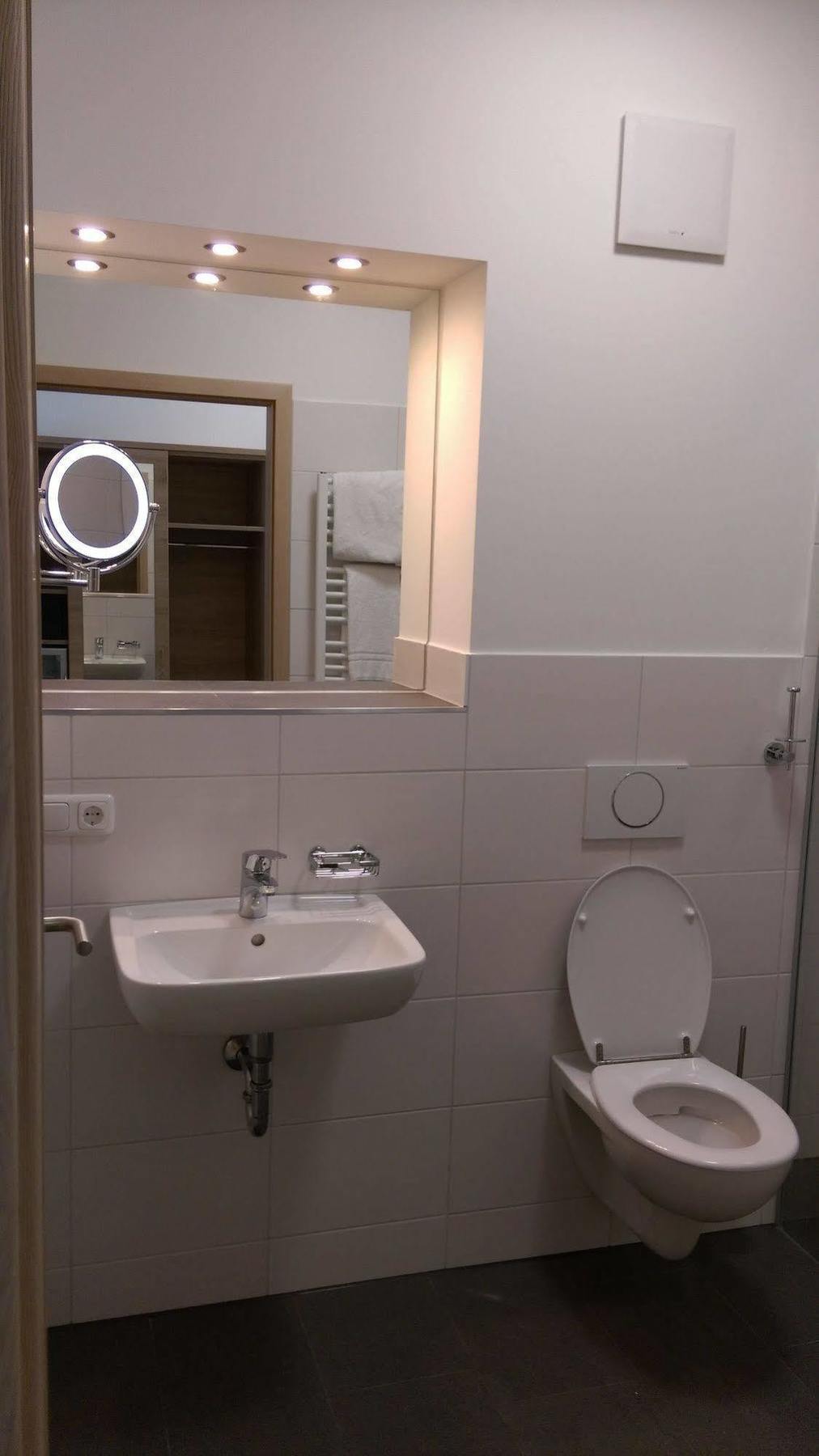 Gasthaus Pension Rezatgrund Windsbach Dış mekan fotoğraf